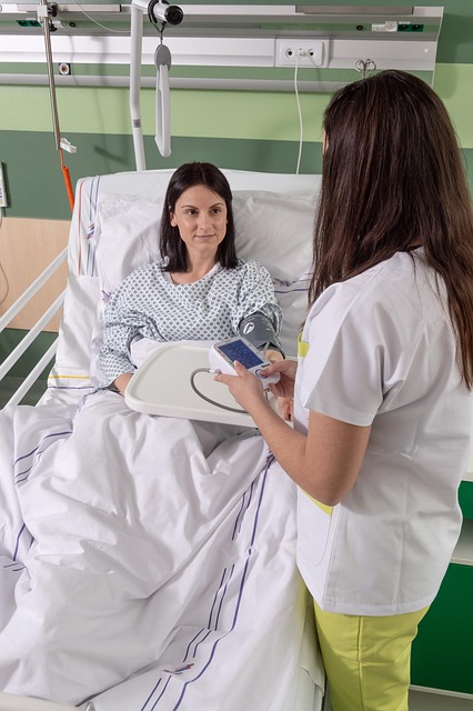 مزایای خدمات ICU در منزل رشت